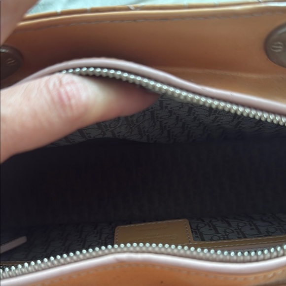 Dior Lady Dior Patent Leather with Iconic Cannage Quilting - Picture 4 of 5